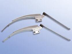 Laryngoscope Blade flexible tip